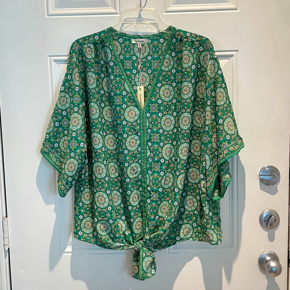 Max Studio Green Geometric Paisley Boho Front Tie Flowy Top 2X NEW Cropped V-cut